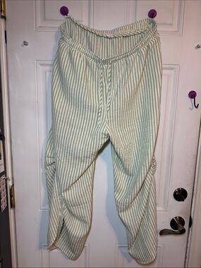 love on a hanger Men’s Cream Pants with Green Stripes